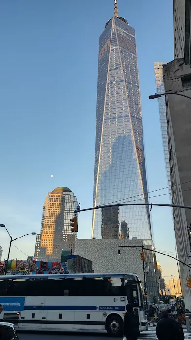 225 broadway Picture 2