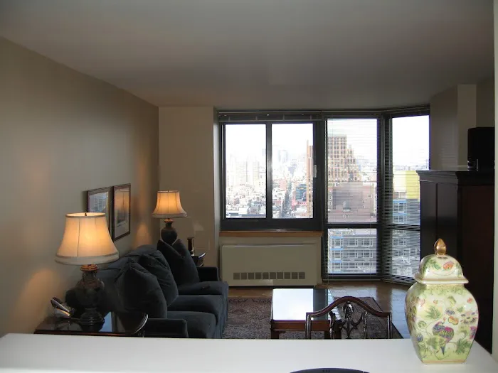 Tribeca Tower Luxury Apartments Picture 10