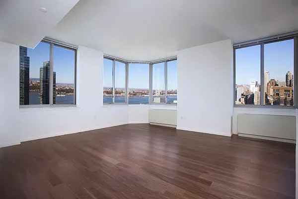 New York Living Solutions @ Keller Williams NYC Picture 3