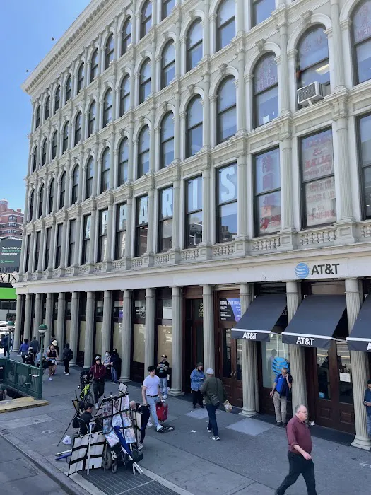 401 Broadway Picture 4