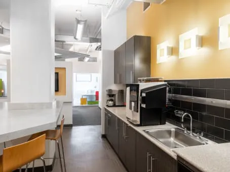 Regus - New York City - Tribeca Picture 3