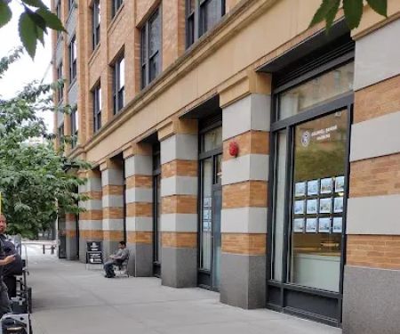 Warburg Realty
