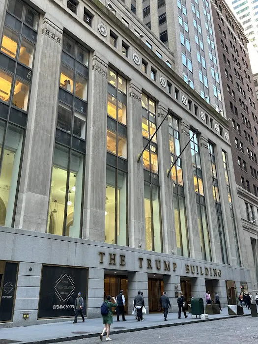 Your Wall Street Office Picture 5