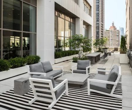 90W Luxury Apartments