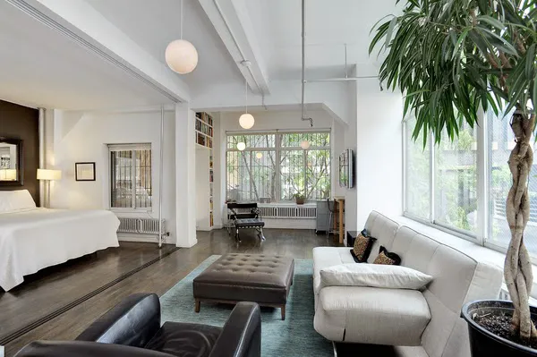 Demsker Realty Picture 1