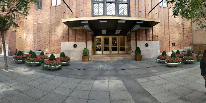 New York Residence @ The Downtown Club Picture 3