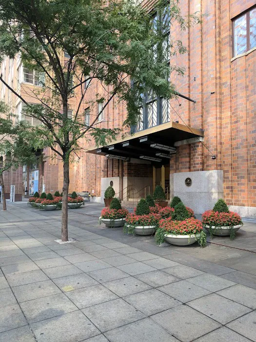 New York Residence @ The Downtown Club Picture 2