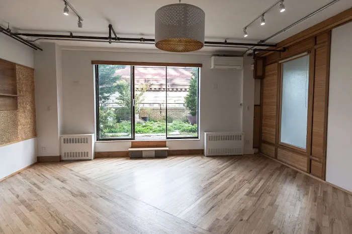 SoHo Terrace - Office Space Picture 4