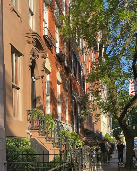 Hudson Brownstone Picture 1