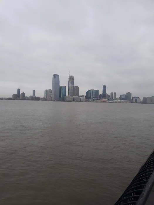 Battery Park Real Estate Picture 3