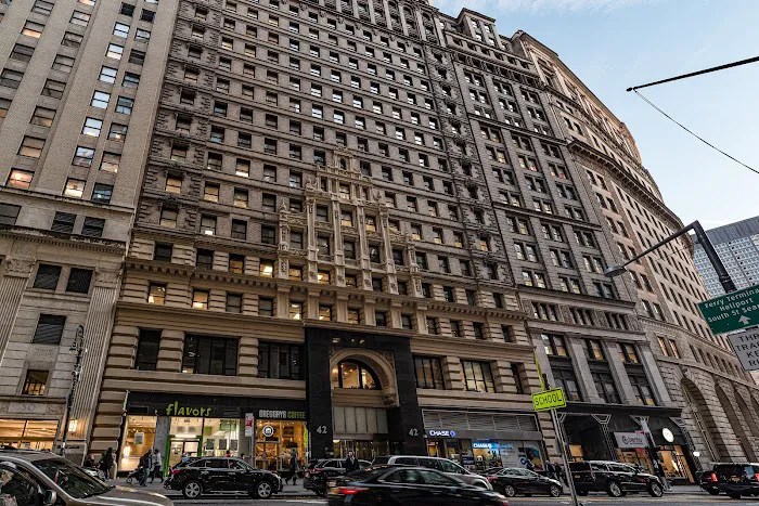 42 Broadway Picture 9