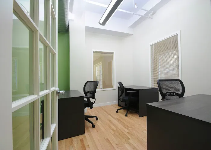 Select Office Suites - Office Space NYC Picture 1