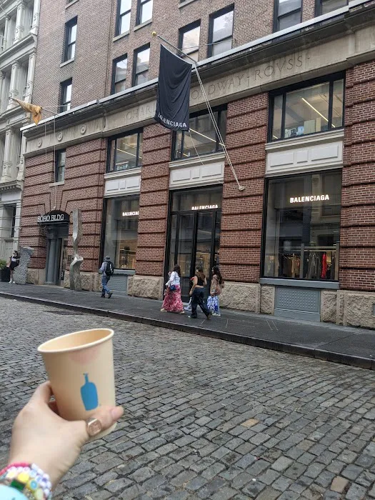 Soho Building Picture 4