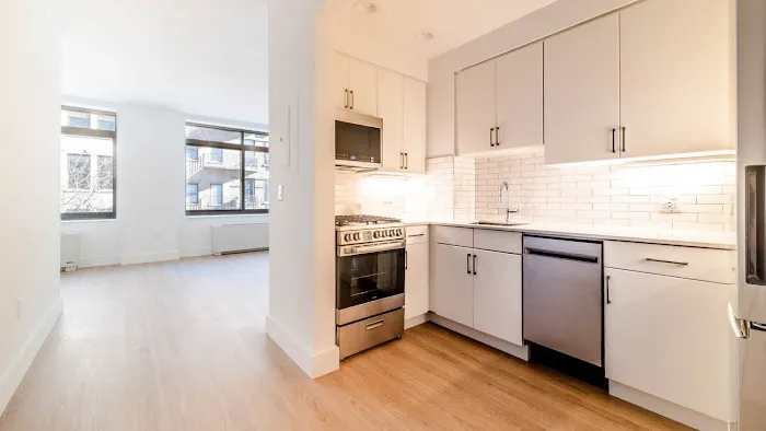 600 Washington Apartments Picture 6