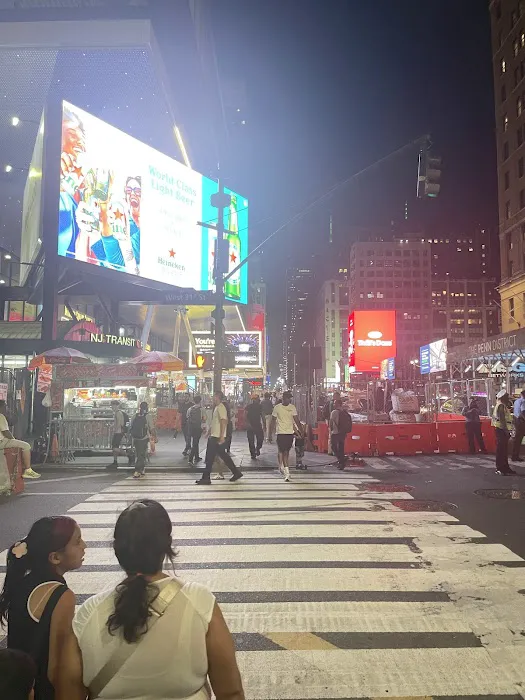 Avenue New York Picture 2