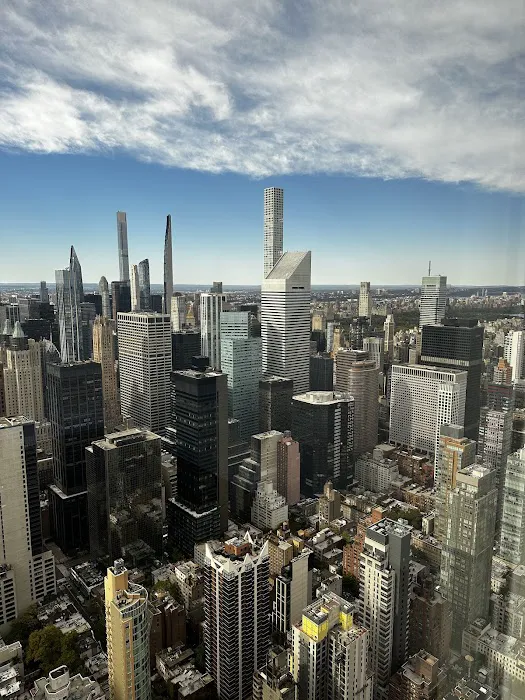 SIMPLE Real Estate Picture 9