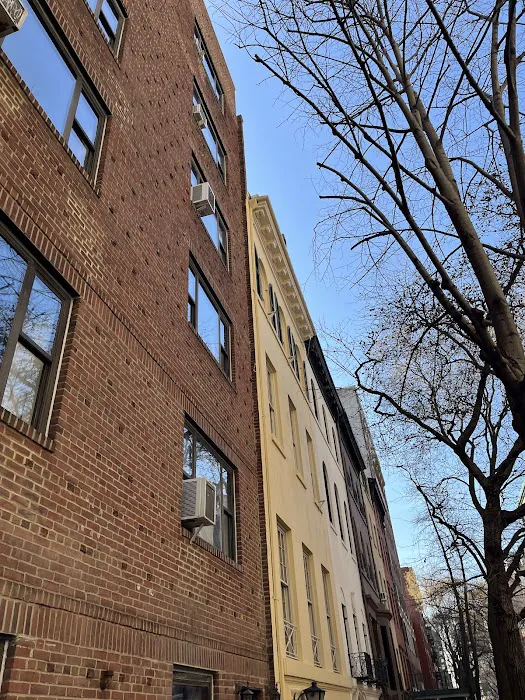 24 Fifth Avenue Picture 1