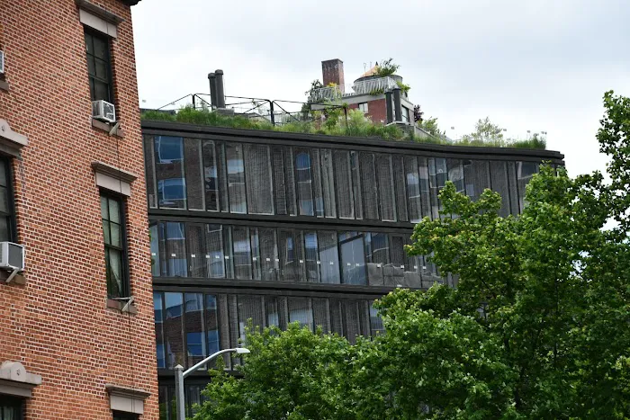 2 Gansevoort Picture 9