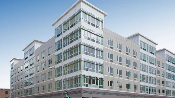 175 Kent Apartments Picture 10