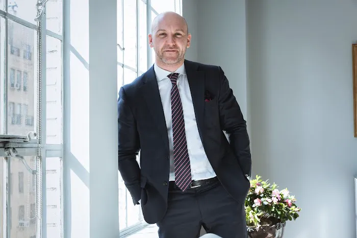 HighRiseNY Realty - Dennis Denev, Licensed Real Estate Broker Picture 5