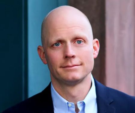 Jonathan Ambjor - The Corcoran Group