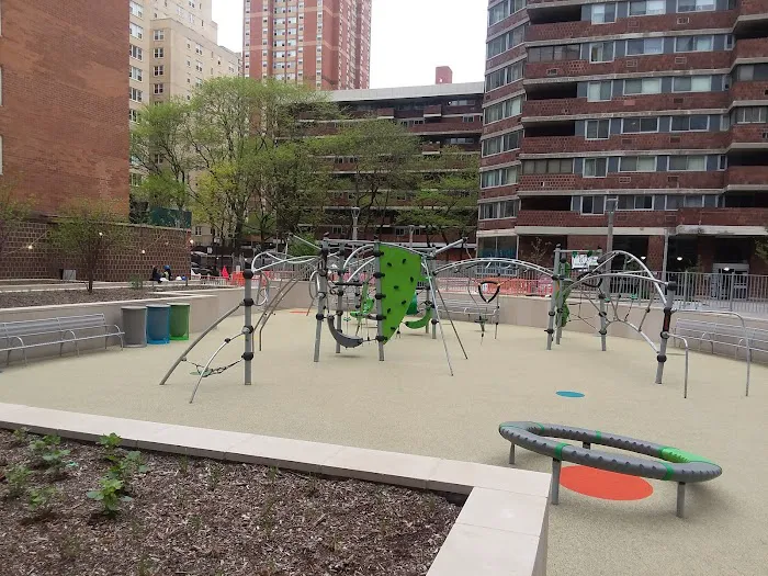 East Midtown Plaza Housing Picture 9