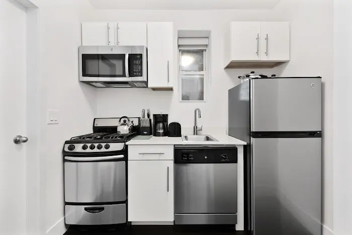 Furnished Quarters Picture 5