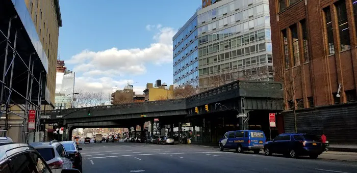 85 Tenth Avenue Associates Llc Picture 1