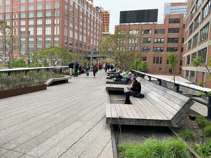 85 Tenth Avenue Associates Llc Picture 4