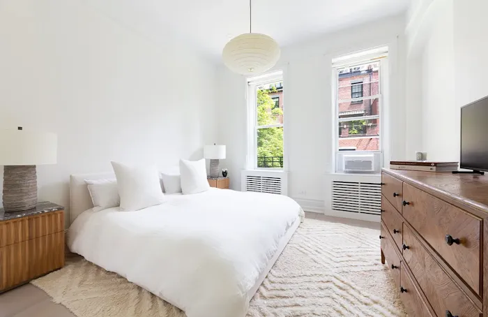 John G Slattery Real Estate Ageny NYC Picture 1