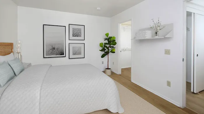 Parc East Apartments Picture 4