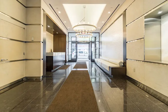 INSTRATA Gramercy Apartments Picture 2