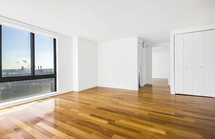 INSTRATA Gramercy Apartments Picture 1