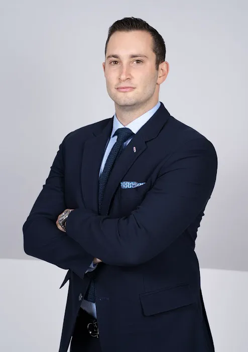Vladi Team - Real Estate @ SERHANT Picture 1