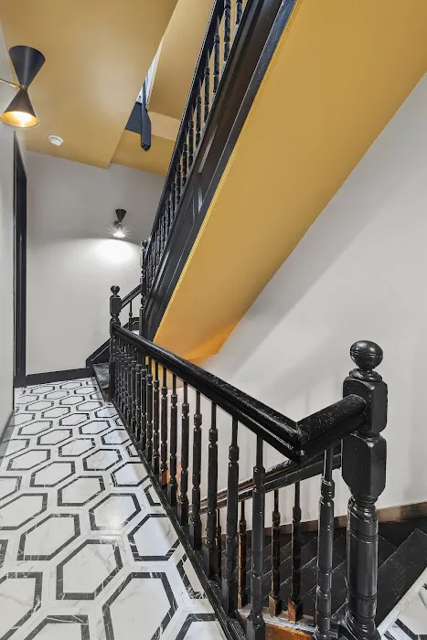 Purple Stone Realty Picture 4