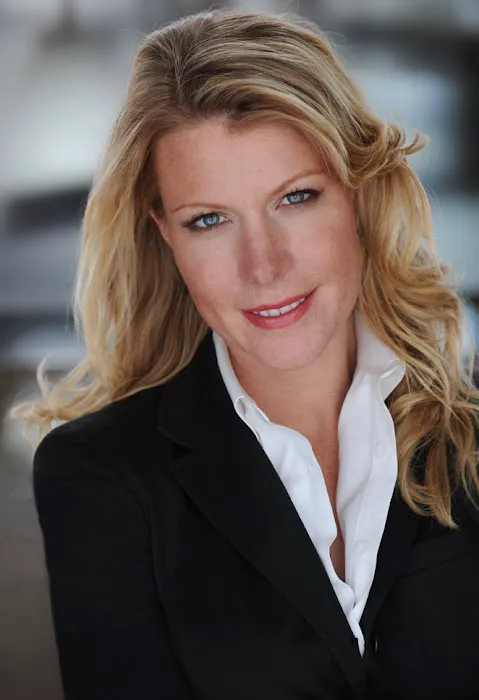 Holly Parker Team Picture 2