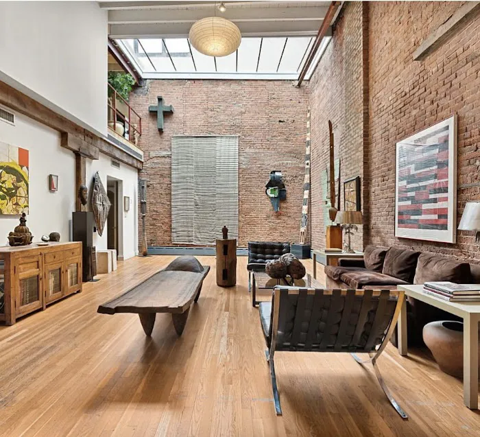 Residential Real Estate Agent at Compass NYC Gavin Hammon Picture 8