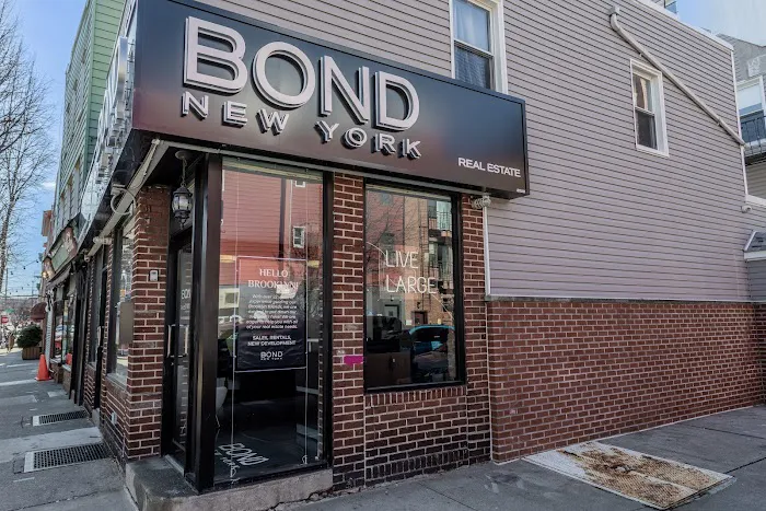 BOND New York Picture 1