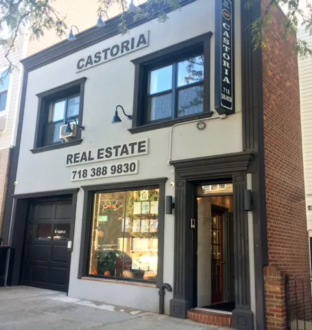Castoria Real Estate Picture 4