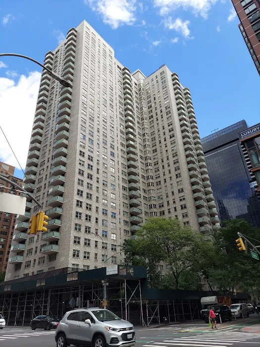 300 East 39th Apartments Picture 8