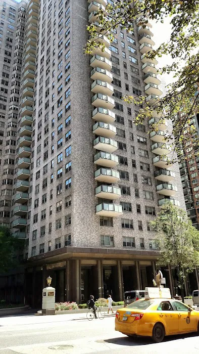 Churchill Realty Co Picture 5