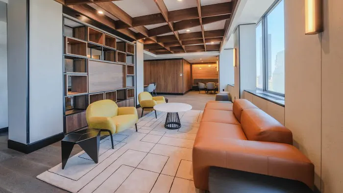 Murray Hill Tower Apartments Picture 8