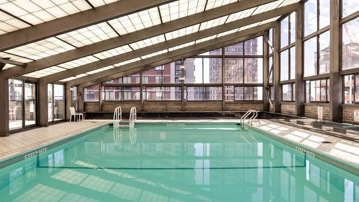 Murray Hill Tower Apartments Picture 10