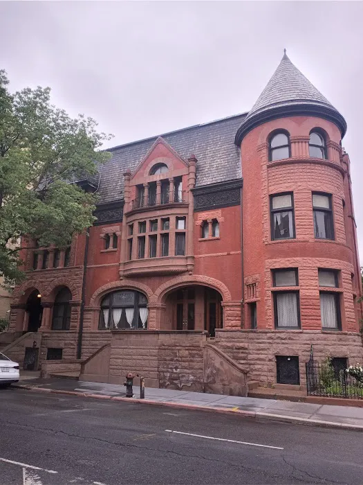 Brooklyn Bound Realty Picture 1