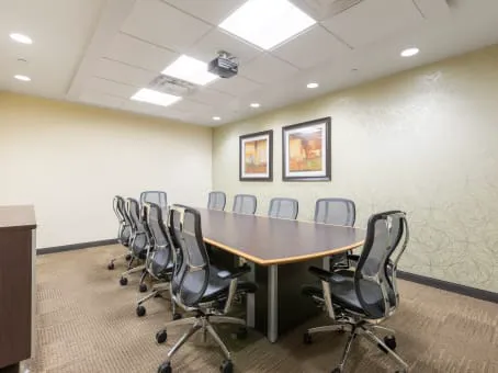 Regus - New York City - 600 Third Avenue Picture 8