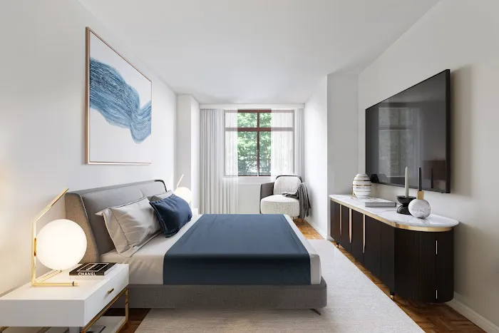 Marc Blum Real Estate Picture 5