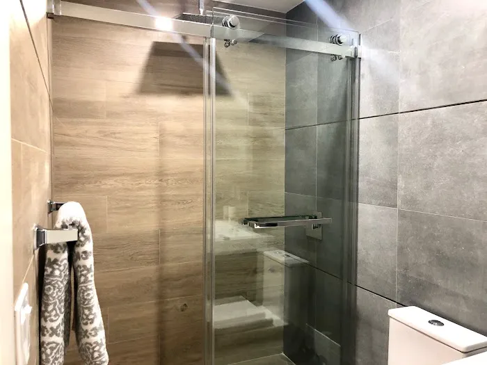Manhattan Suites | All-Inclusive Furnished Apartments: An Alternative to Hotels, Vacation Rentals, Student Housing Picture 1