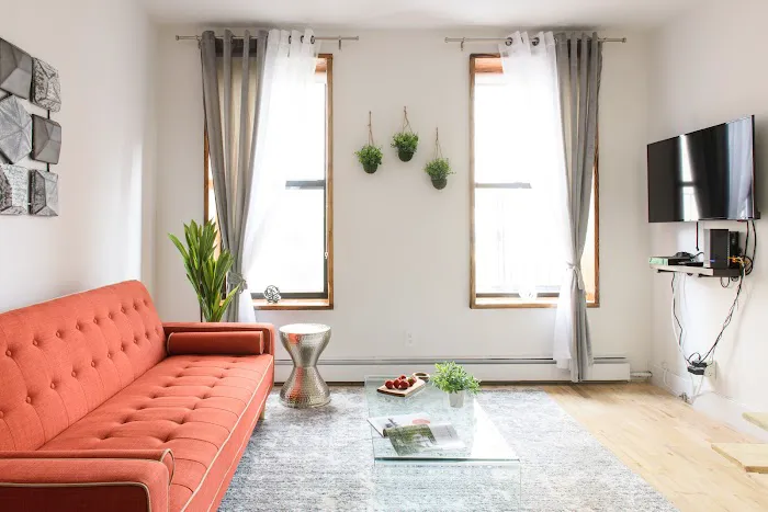 Manhattan Suites | All-Inclusive Furnished Apartments: An Alternative to Hotels, Vacation Rentals, Student Housing Picture 6