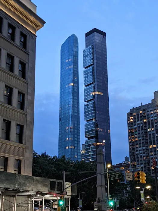 16 Madison Square West Picture 6