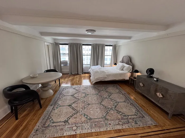 Green Home NY REALTY LLC Picture 1